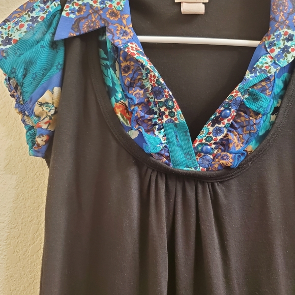 Floral Blouse - Picture 3 of 5